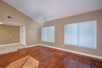 17016 Matinal Rd in San Diego, CA - Building Photo - Building Photo