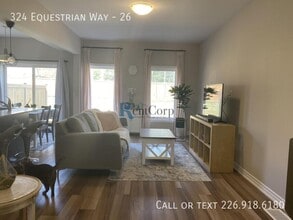 324 Equestrian Way in Cambridge, ON - Building Photo - Building Photo
