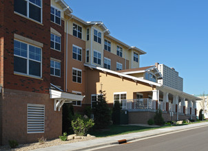 Carty Heights in St. Paul, MN - Building Photo - Building Photo