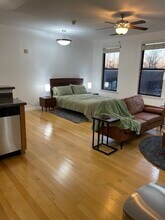 731 Litty Ct, Unit 305 in Memphis, TN - Foto de edificio - Building Photo