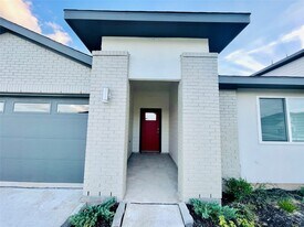 28935 Yachting Pt Ct in Katy, TX - Building Photo