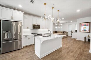 383 Grant Cir SE in Atlanta, GA - Building Photo