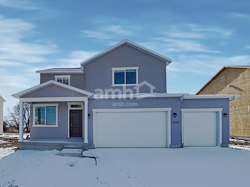 1399 Perelle Ln in Saratoga Springs, UT - Building Photo