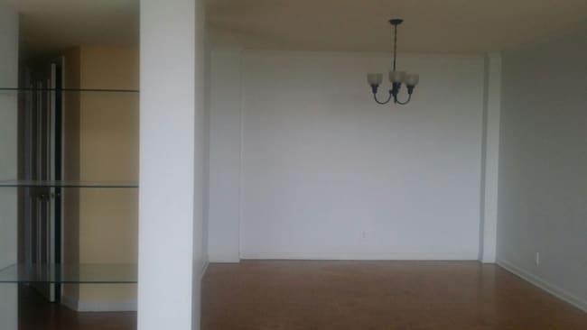 1101 N Elm St in Greensboro, NC - Building Photo - Building Photo