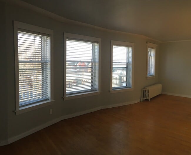 109 S 15th Ave E in Duluth, MN - Building Photo - Building Photo