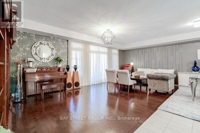 121 Luzon Ave in Markham, ON - Building Photo - Building Photo