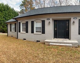 1234 N Dobys Bridge Rd in Fort Mill, SC - Building Photo