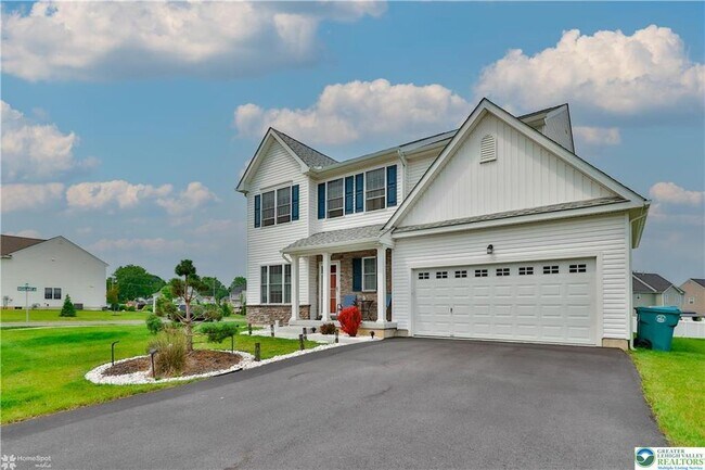 property at 1063 Lisa Ln