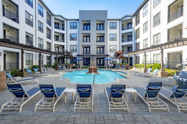 Bristol On Union Apartment Homes in Memphis, TN - Foto de edificio - Building Photo