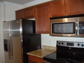 305 E 31st St in Austin, TX - Building Photo - Building Photo