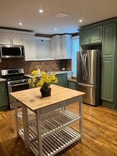 223 Jackson St, Unit 223 in Trenton, NJ - Foto de edificio - Building Photo