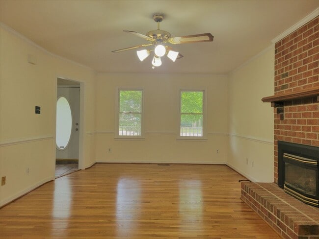 15536 Pypers Pointe Dr in Chesterfield, VA - Building Photo - Building Photo