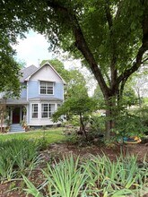 689 S Willow Ave in Fayetteville, AR - Building Photo - Building Photo
