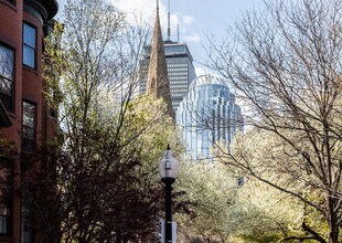 42 Rutland Square in Boston, MA - Building Photo - Building Photo