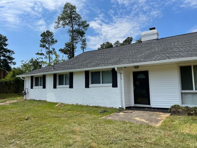 property at 707 Bransford Rd