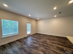 1559 Iroquois Ct in Pensacola, FL - Building Photo - Building Photo