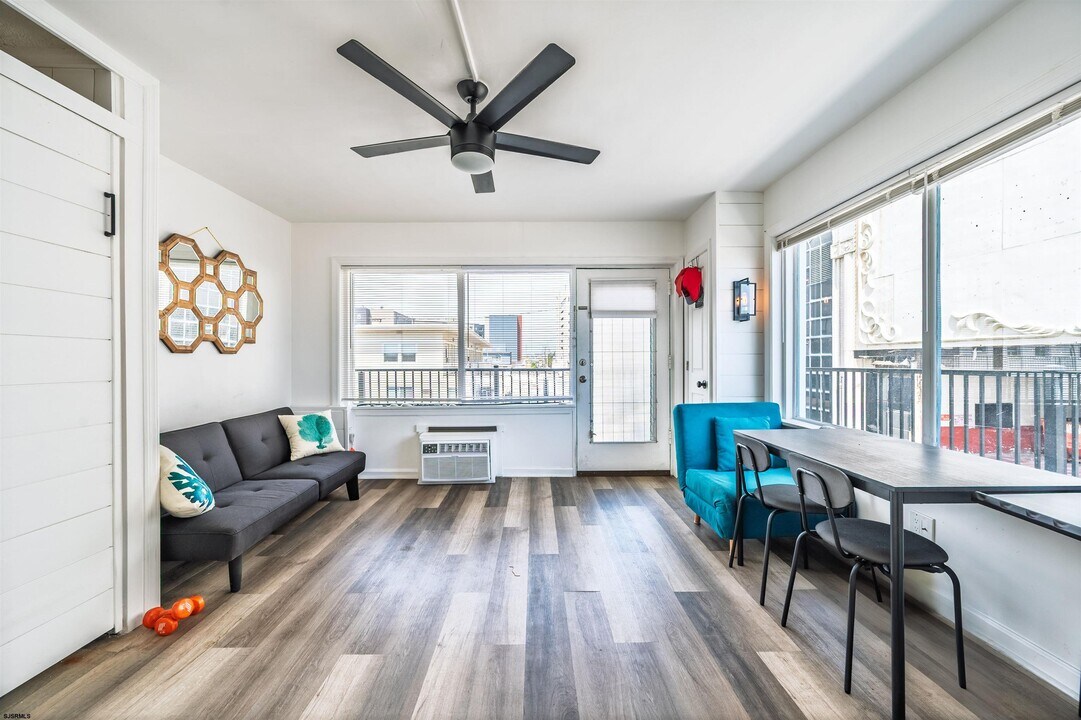 3501 Boardwalk in Atlantic City, NJ - Building Photo