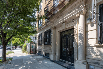 729  Lafayette Avenue in Brooklyn, NY - Building Photo - Building Photo