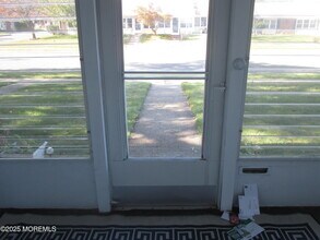 530A Portsmouth Dr in Lakewood, NJ - Building Photo - Building Photo
