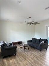 14733 Sunset Dr in Largo, FL - Building Photo - Building Photo