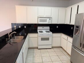 47780 Sumac St in La Quinta, CA - Building Photo - Building Photo