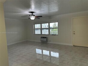 3922 NE 166th St-Unit -S313 in Miami, FL - Building Photo - Building Photo