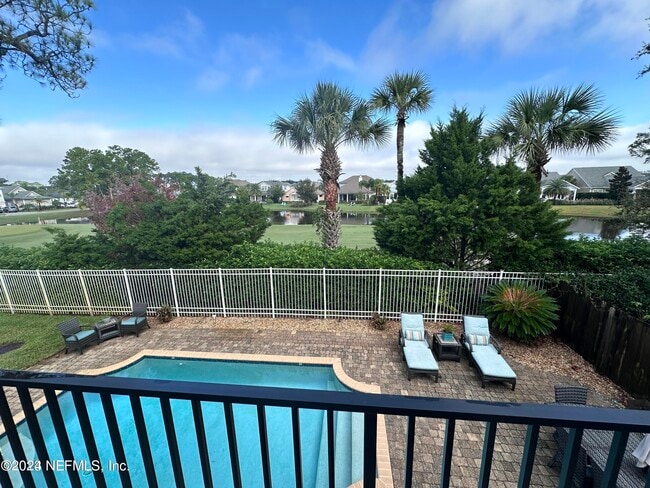 property at 1641 Linkside Dr N