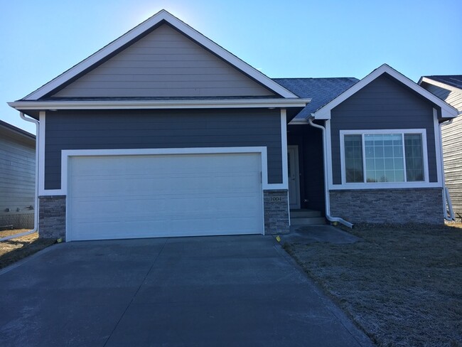 property at 1004 NE 21st St