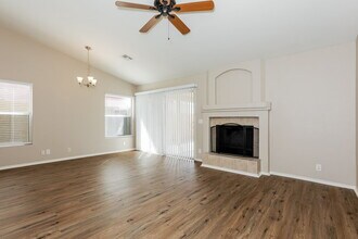 1163 E Butler Dr in Chandler, AZ - Foto de edificio - Building Photo
