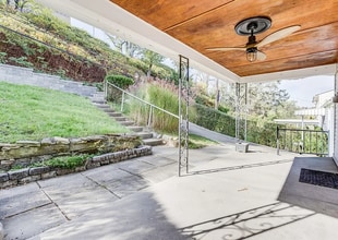 133 Hamburg St in Pittsburgh, PA - Foto de edificio - Building Photo