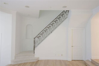 2753 Piedmont Ave in Glendale, CA - Building Photo - Building Photo