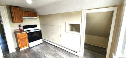 214 Blohm St in West Haven, CT - Foto de edificio - Building Photo