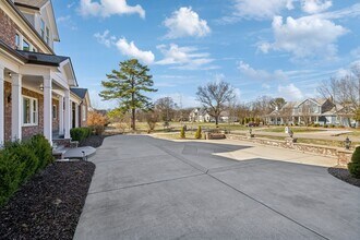 5111 Meadow Lake Rd in Brentwood, TN - Building Photo - Building Photo