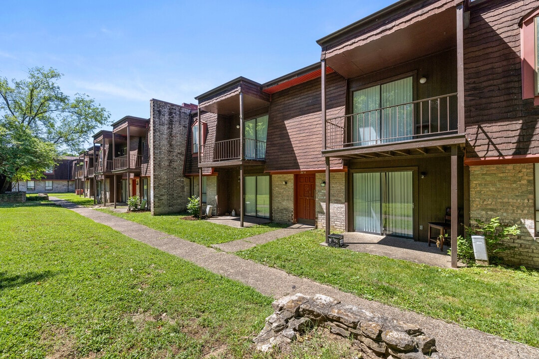 Colony in Louisville, KY - Foto de edificio