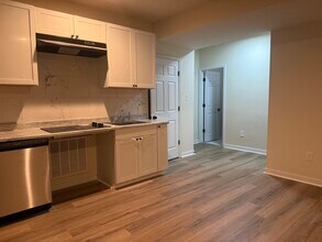 628 Abbey Village Cir in Midlothian, VA - Building Photo - Building Photo