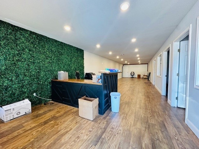 property at 933 Clubside Dr