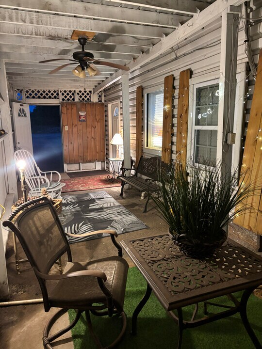 102 Strickland Dr in Roebuck, SC - Building Photo