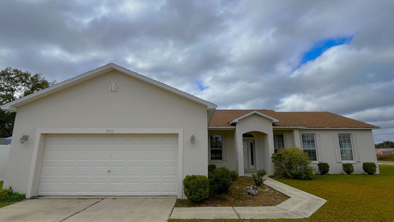 7000 SW 129th Pl in Ocala, FL - Building Photo