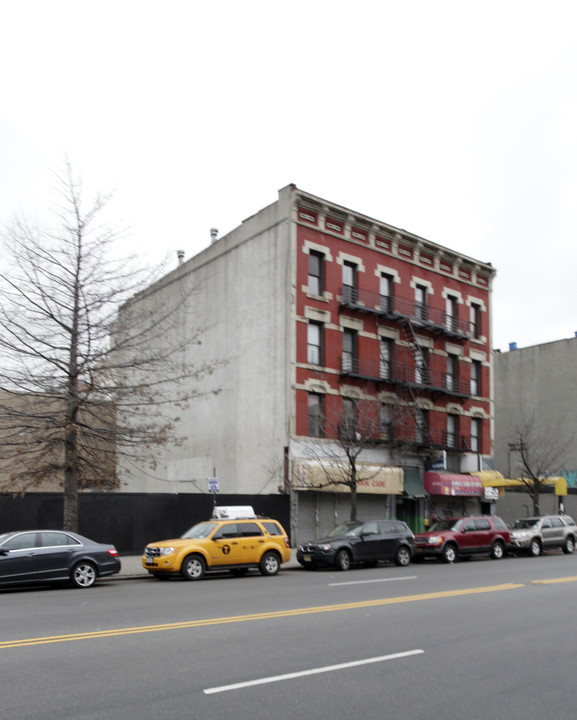 62-64 E 125th St in New York, NY - Foto de edificio