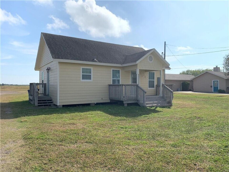 5534 Lexington Rd in Corpus Christi, TX - Building Photo