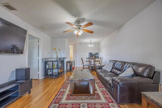 9541 SW 1st Ct in Coral Springs, FL - Foto de edificio - Building Photo