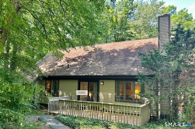 4 Copper Hill Dr
