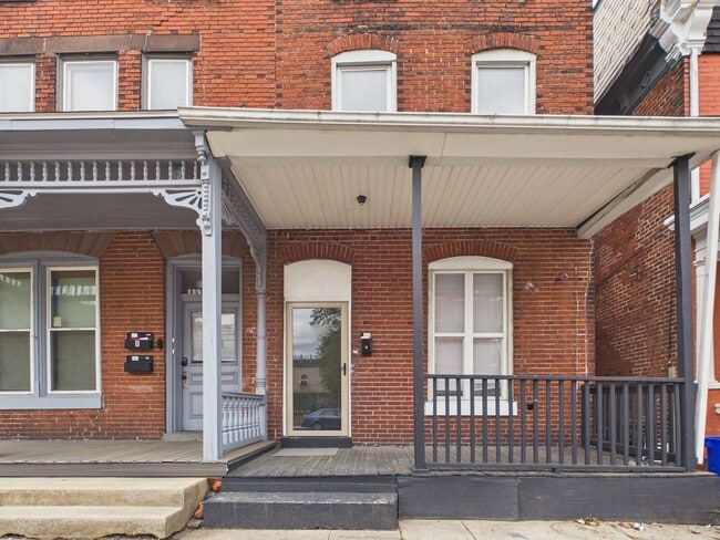property at 2118 N 4th St