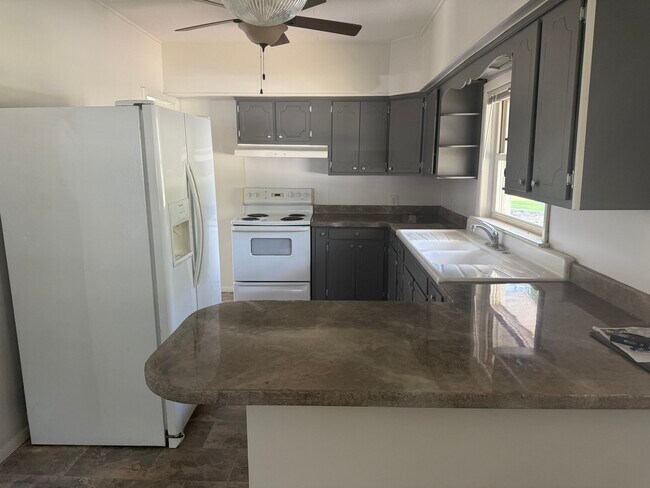 126 8th St in Hennepin, IL - Building Photo - Building Photo