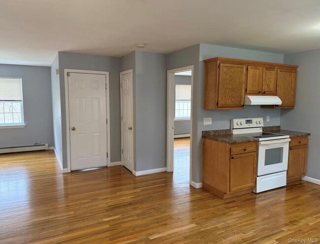 307 County Rte 49 in Middletown, NY - Building Photo - Building Photo