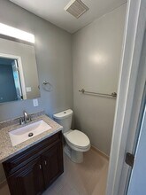 5501 Landcross Dr in Louisville, KY - Building Photo - Building Photo