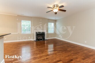 10124 Garman Hill Dr in Charlotte, NC - Building Photo - Building Photo