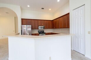 6428 Garden Ct in West Palm Beach, FL - Building Photo