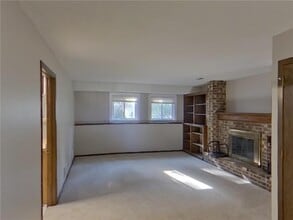 1701 116th St E in Burnsville, MN - Building Photo - Building Photo