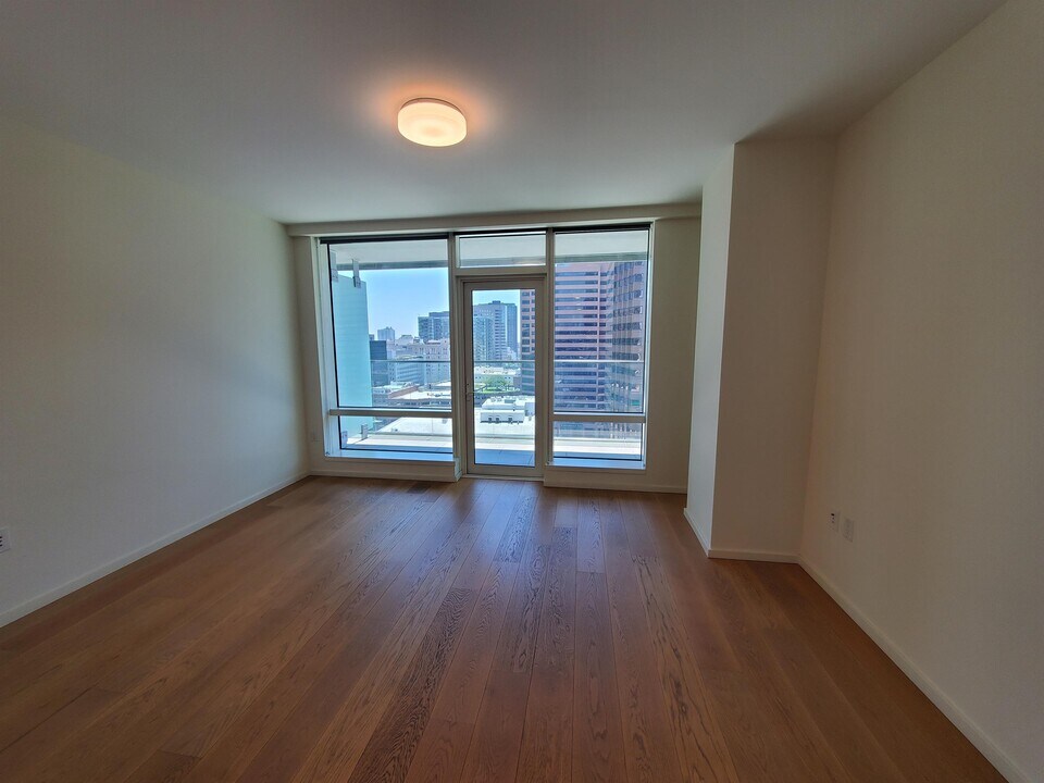877 Francisco St in Los Angeles, CA - Building Photo